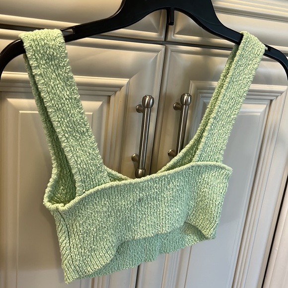 NWT Urban Outfitters Light green knit crop top - Picture 2 of 4